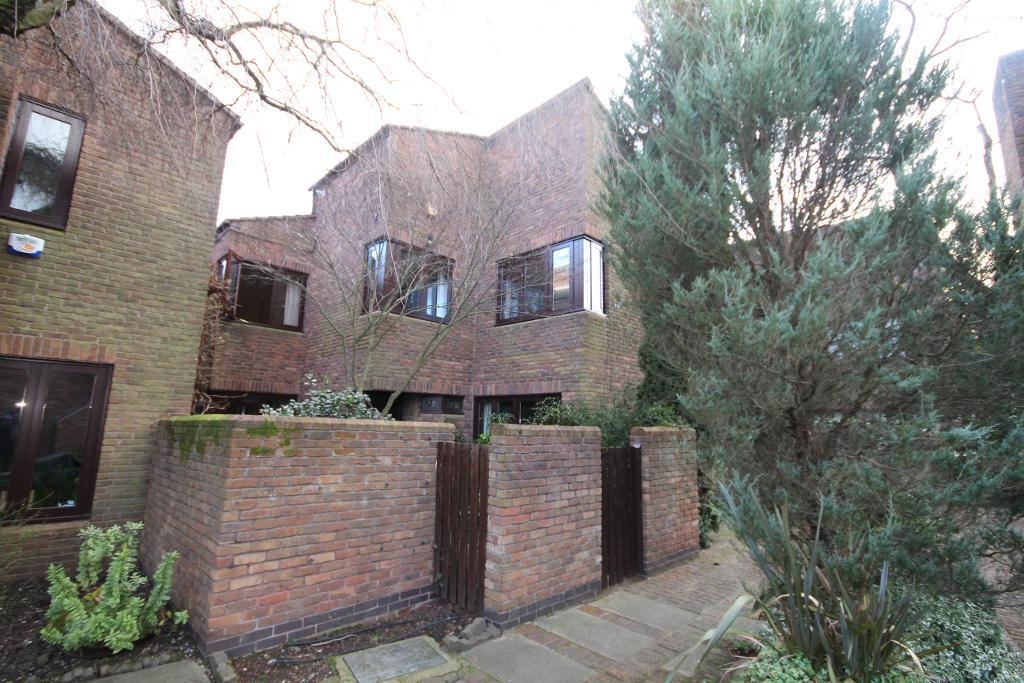 Water Gardens, Stanmore, Middlesex, HA7 3QA
