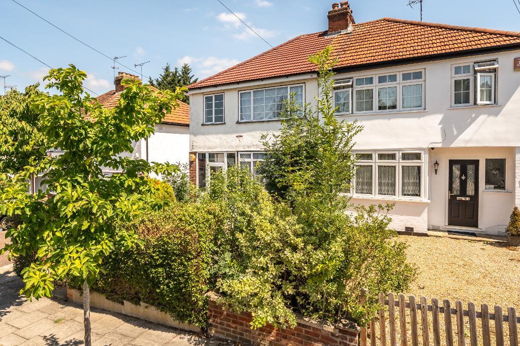 Riverdene, Edgware, Middlesex, HA8 9TD