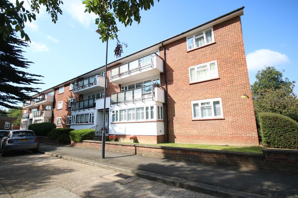 Stonegrove, Edgware, Middlesex, HA8 7TH