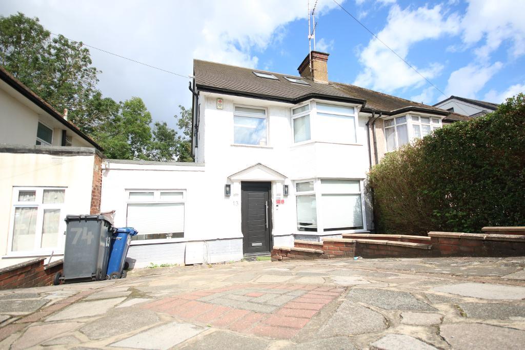 Farm Road, Edgware, Middlesex, HA8 9LS