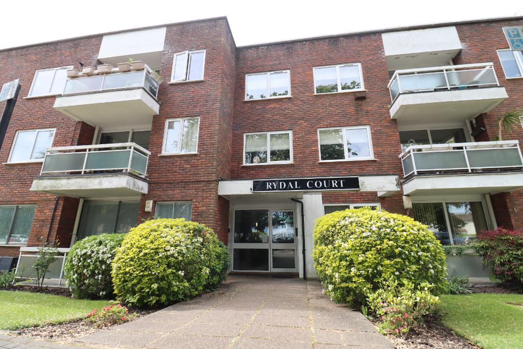 Rydal Court, 17 Stonegrove, Edgware, Middlesex, HA8 7TW