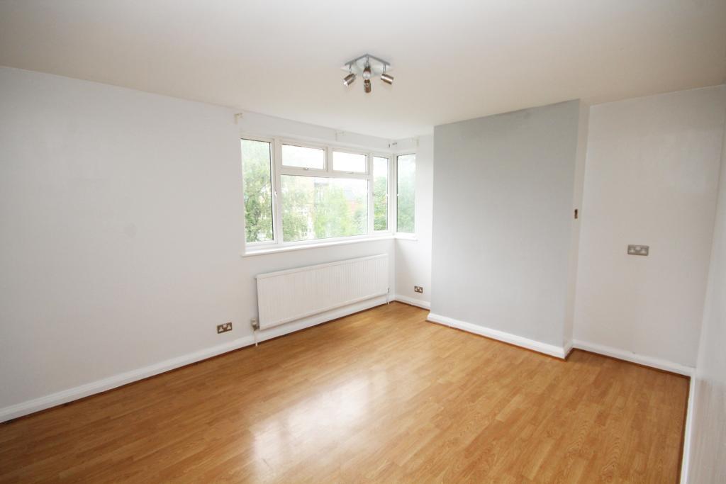 Canons Court, Stonegrove, Edgware, Middlesex, HA8 7ST