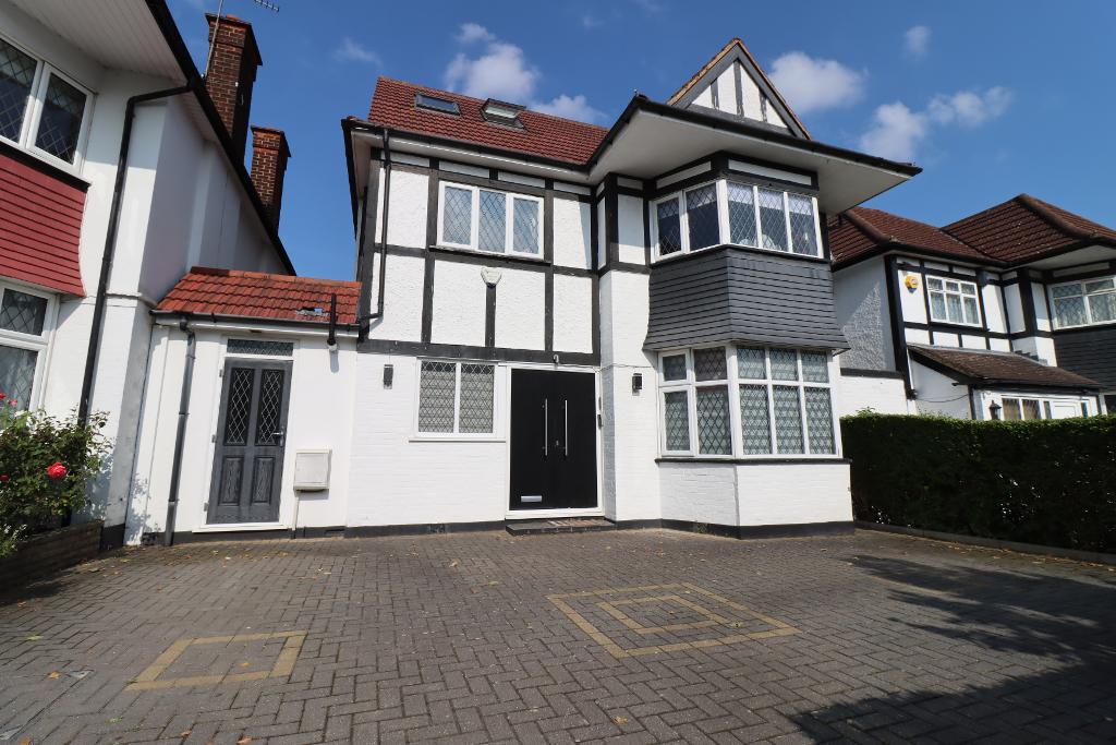 Hillcrest Avenue, Edgware, Middlesex, HA8 8PA