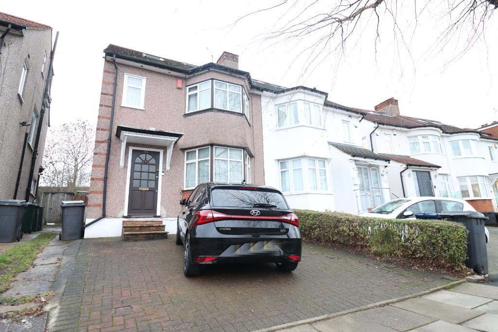Grange Hill, Edgware, Middlesex, HA8 9PE