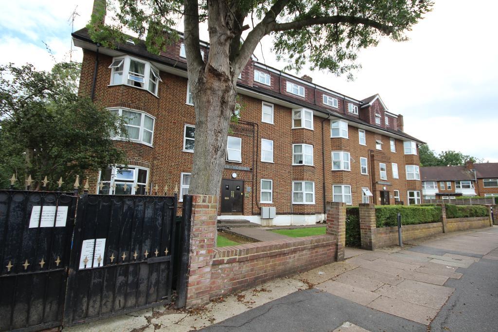 Deans Court, Brook Avenue, Edgware, Middlesex, HA8 9XB
