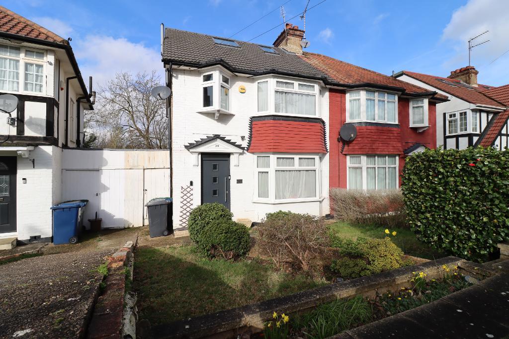 Farm Road, Edgware, Middlesex, HA8 9LR